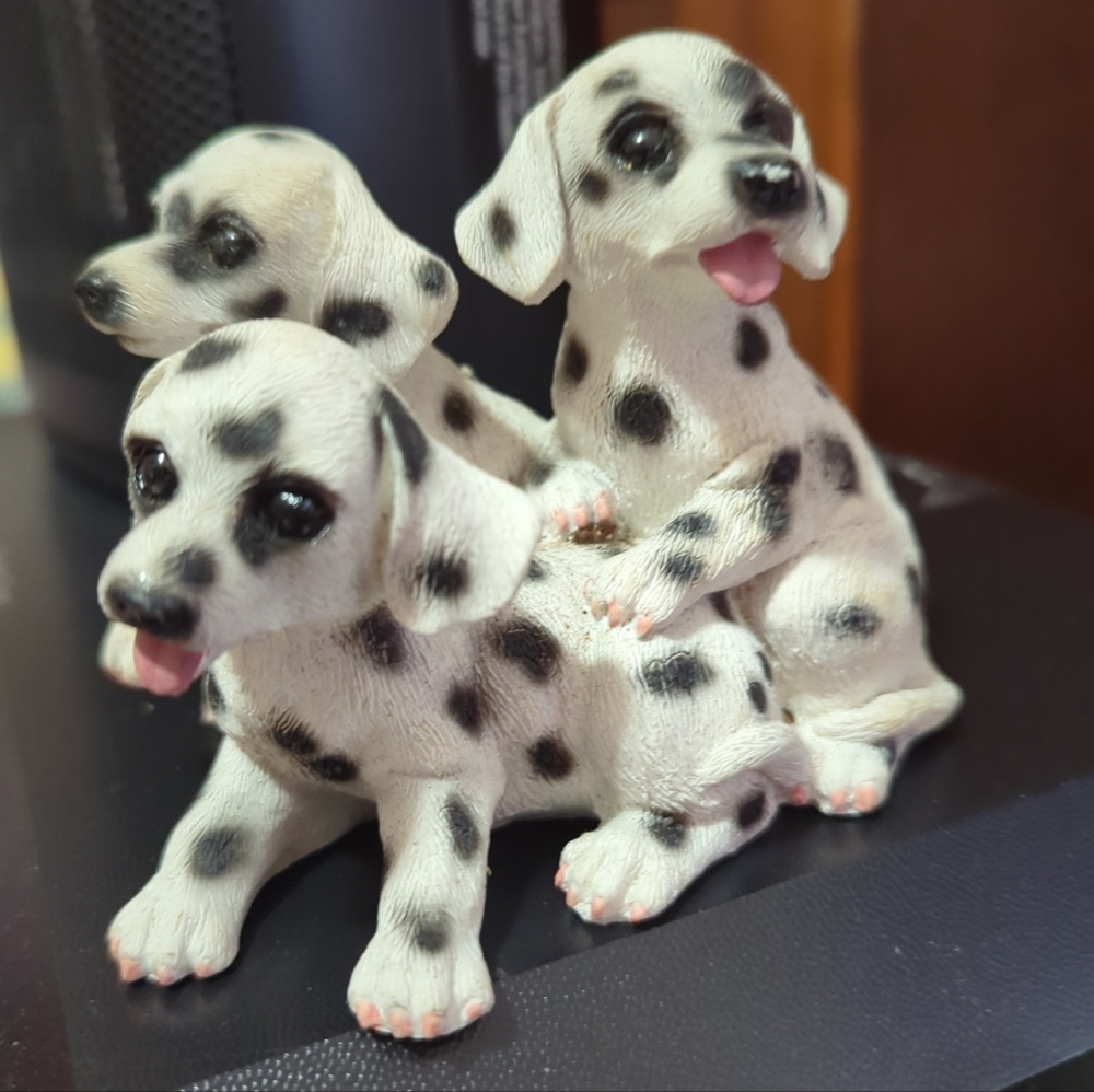 Dalmatian Figurine Vintage Puppies Dog Sculpture Solid Stone Resin - Picture 7 of 11